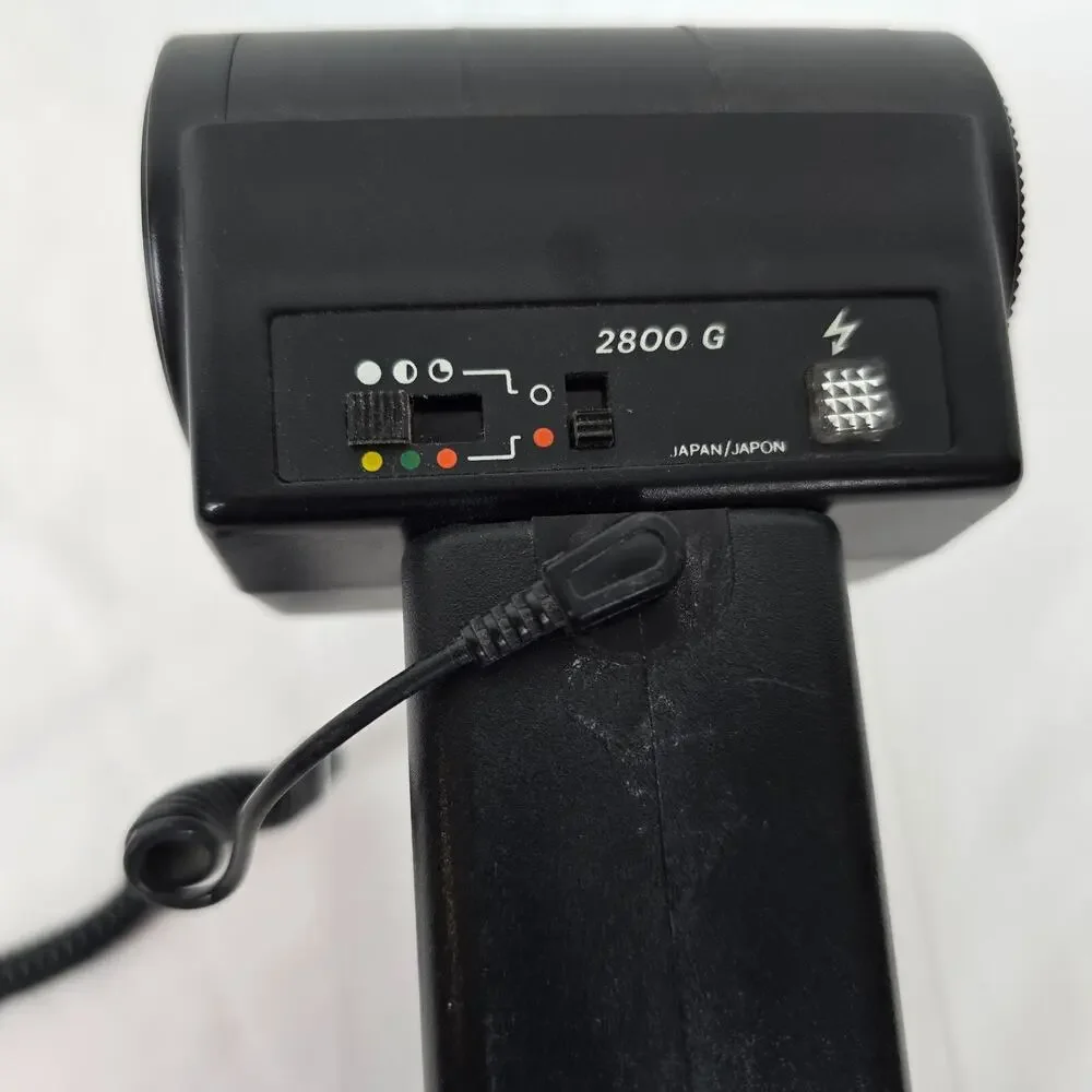 Vintage Nissin 2800G Electronic Flash Gun Untested ***Parts / Repair Only***